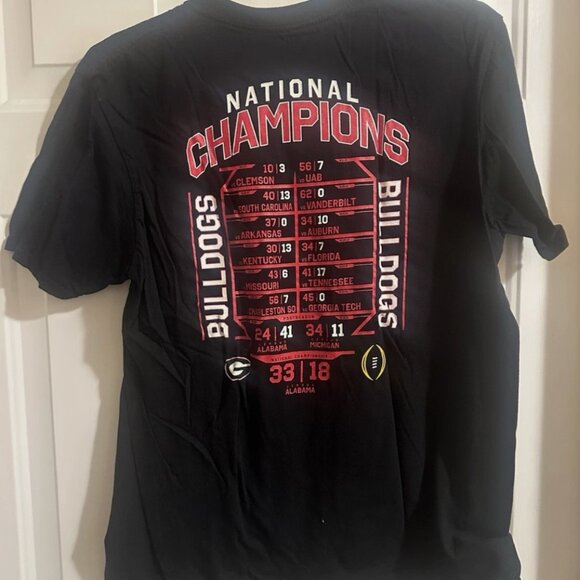 Georgia Bulldogs 2021 National Champions T-Shirt Size Large - Picture 2 of 3